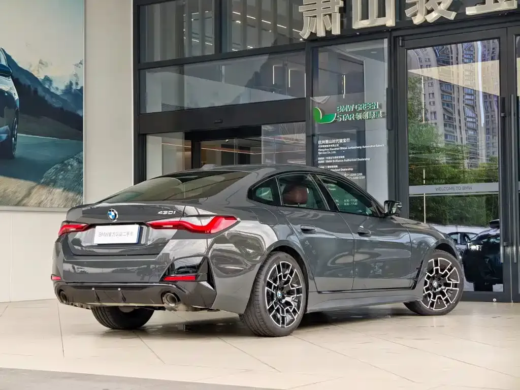 BMW 4 Series 430i Gran Coupe M Sport Shadowline Package 2025 — фото 3