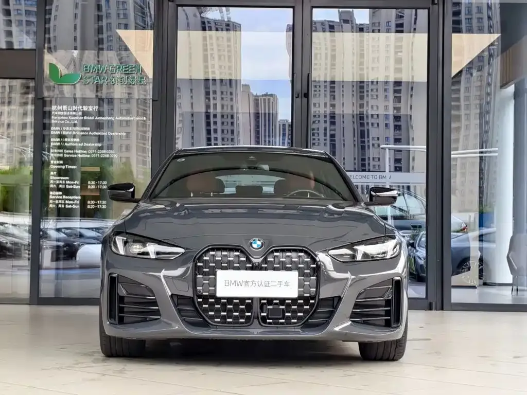 BMW 4 Series 430i Gran Coupe M Sport Shadowline Package 2025 — фото 2
