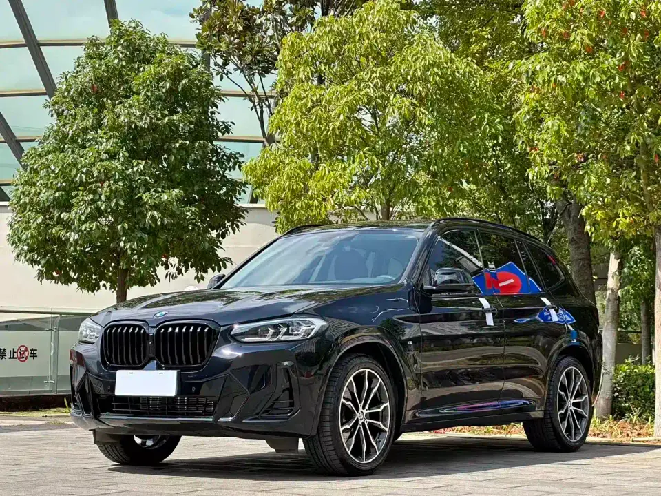 BMW X3 xDrive30i Leading M Night Package 2024