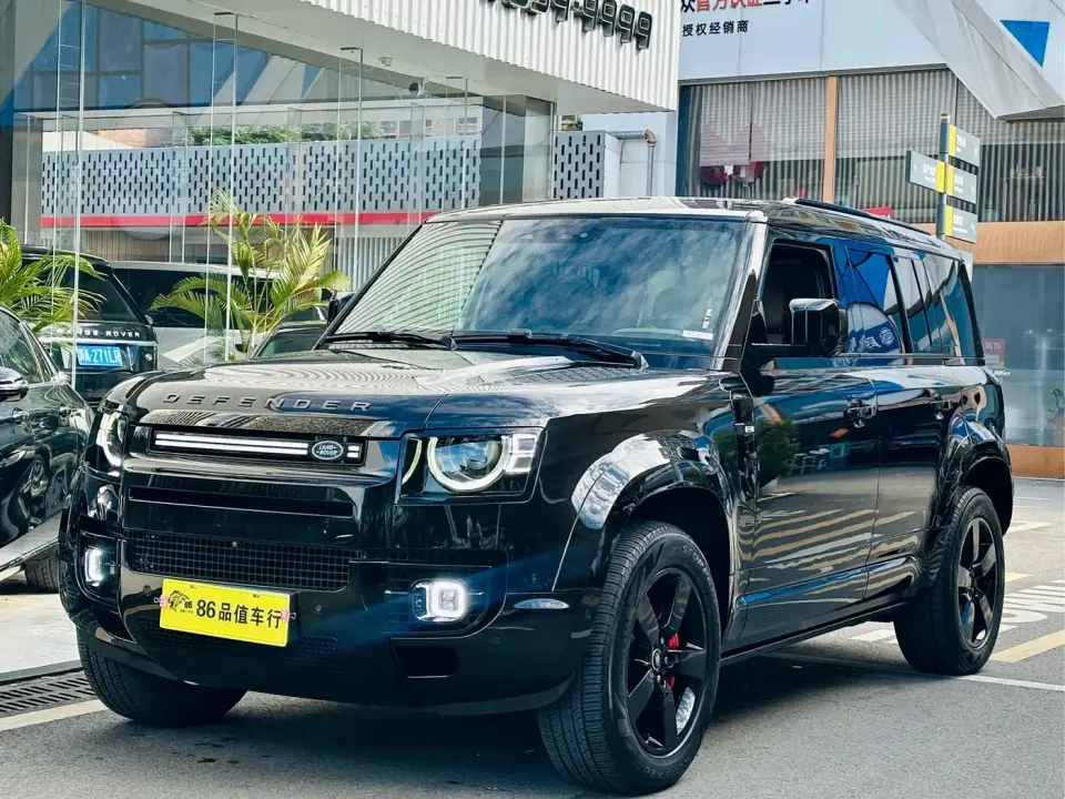 Land Rover Defender 110 3.0T P400 -Dynamic HSE 2025