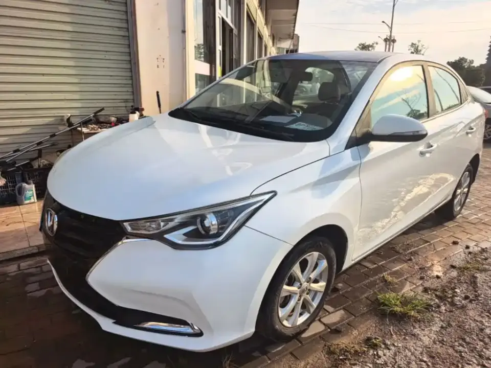 Changan Yuexiang 1.5L DCT Comfort China VI 2020