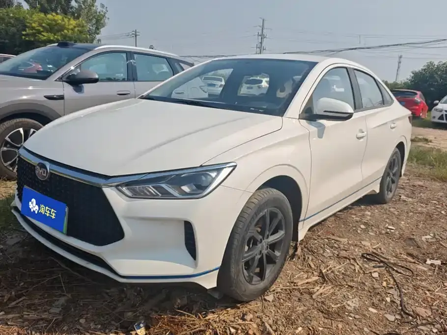 BYD e3 Leading Comfort Edition 2023
