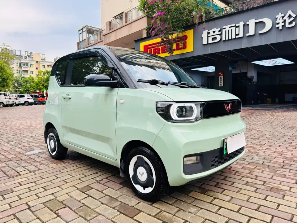 Wuling Motors Hongguang MINIEV Macaron Premium Edition LFP 2022
