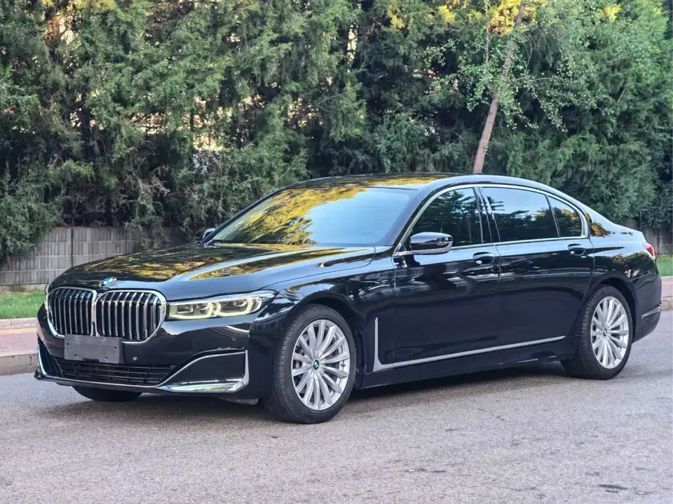 BMW 7 Series Model 730Li M Sport Package 2021