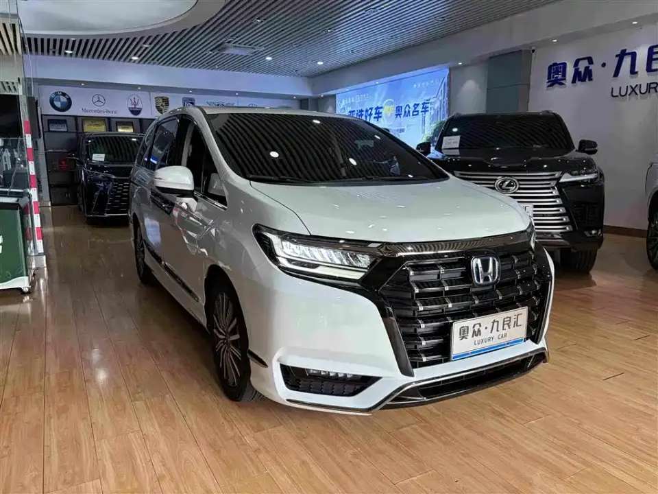 Honda Elysion 2.0L e:HEV Luxury First Edition 2022