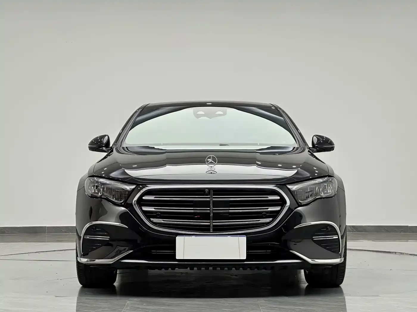 Mercedes-Benz E-Class E 300 L Luxury 2025 — фото 2
