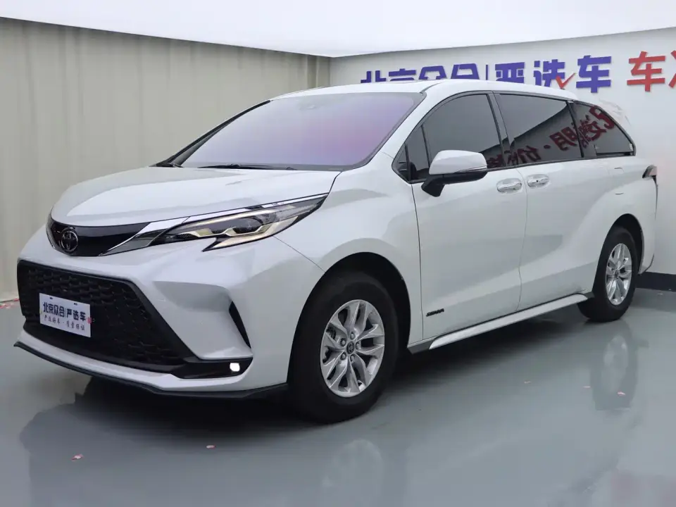 Toyota Granvia Model 2.5L Hybrid Comfort Edition 2026