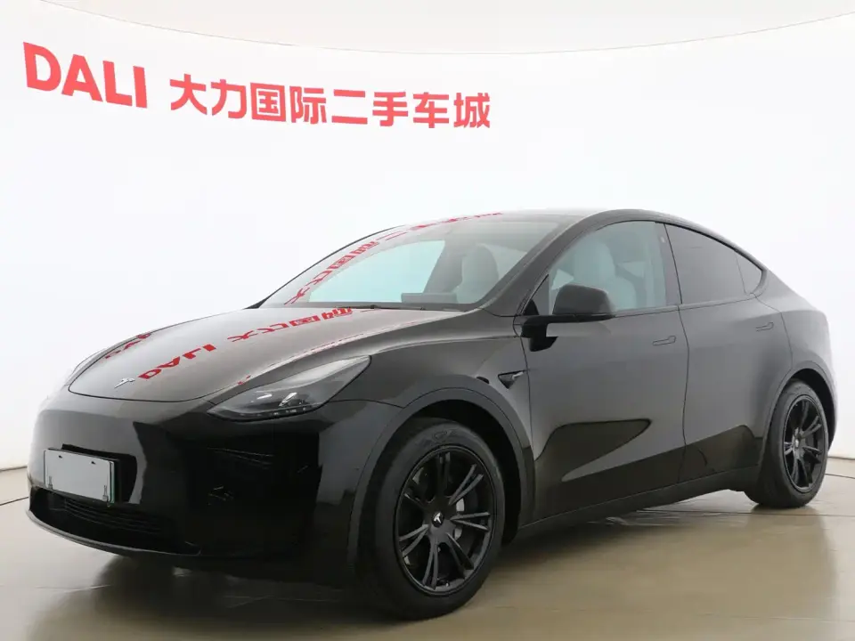 Tesla Model Y Facelift Rear-Wheel Drive Version 2023