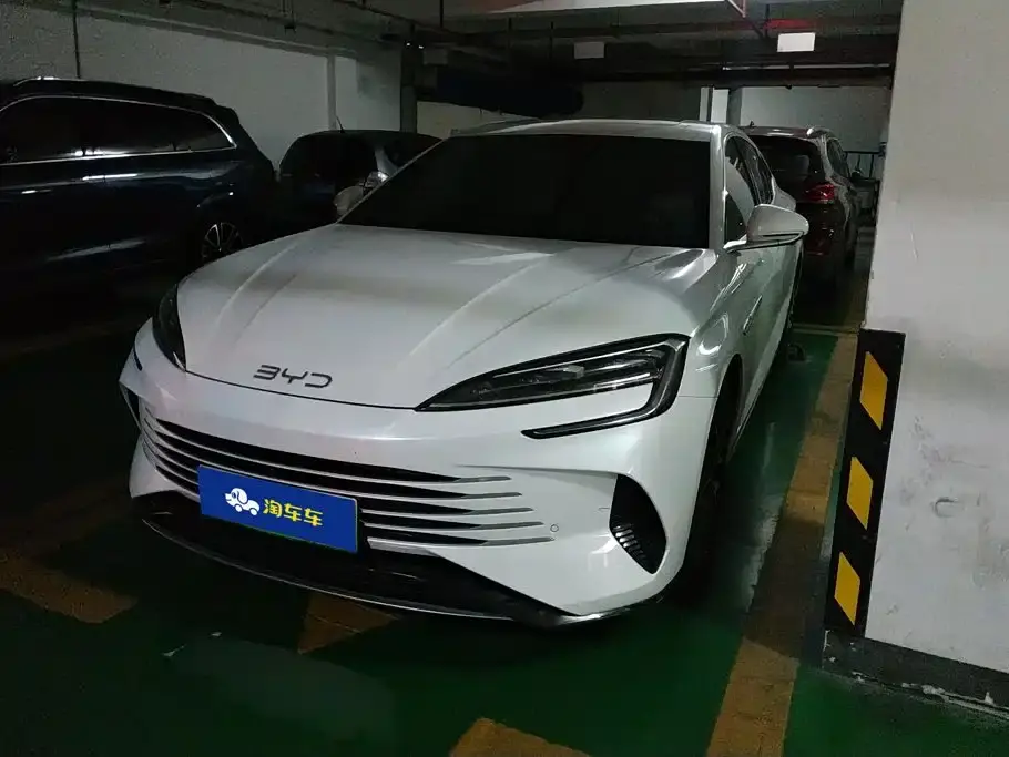 BYD Seal DM-i 1.5L 121km Premium 2024