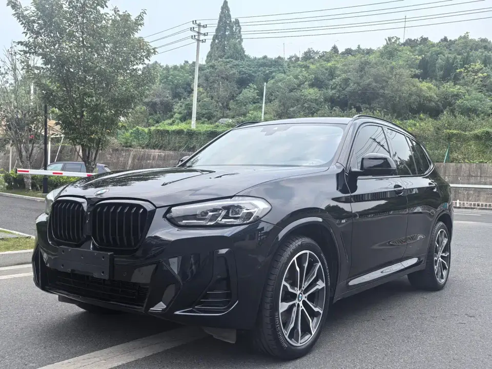 BMW X3 xDrive30i Leading M Night Package 2023
