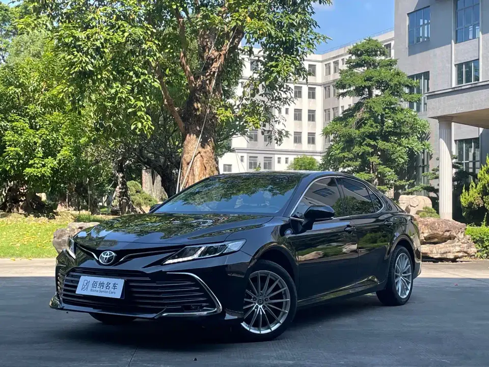 Toyota Camry 2.0GVP Leading Edition 2023