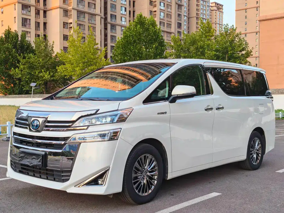 Toyota Vellfire Hybrid 2.5L HV Luxury Edition 2019