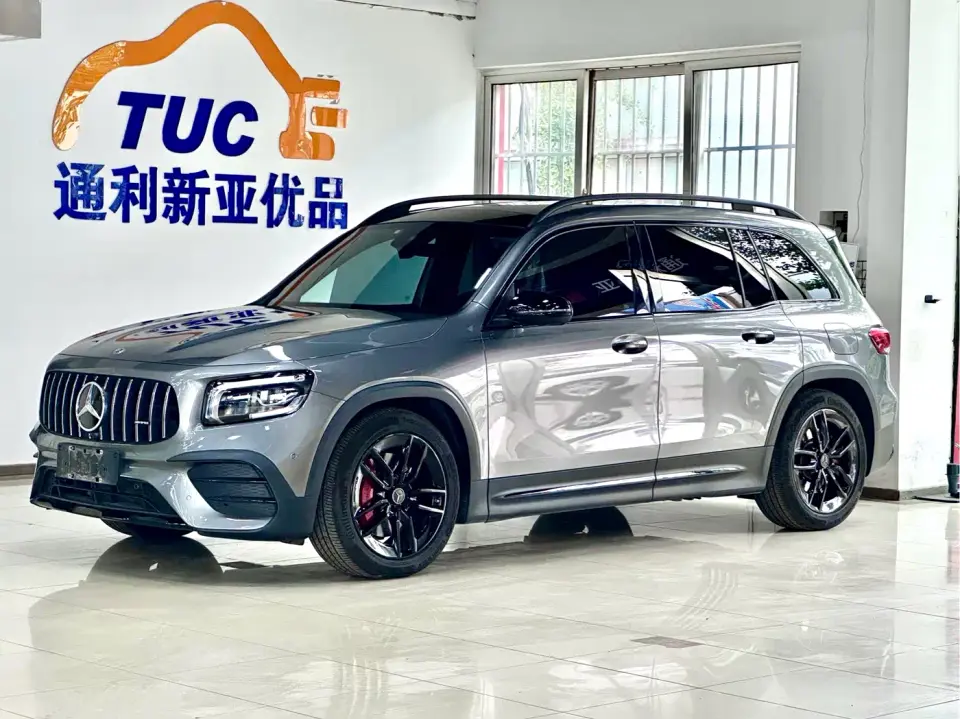 Mercedes-Benz GLB AMG AMG GLB 35 4MATIC 2021