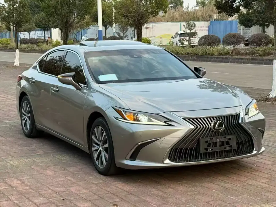 Lexus ES Model 260 Excellence Edition 2020
