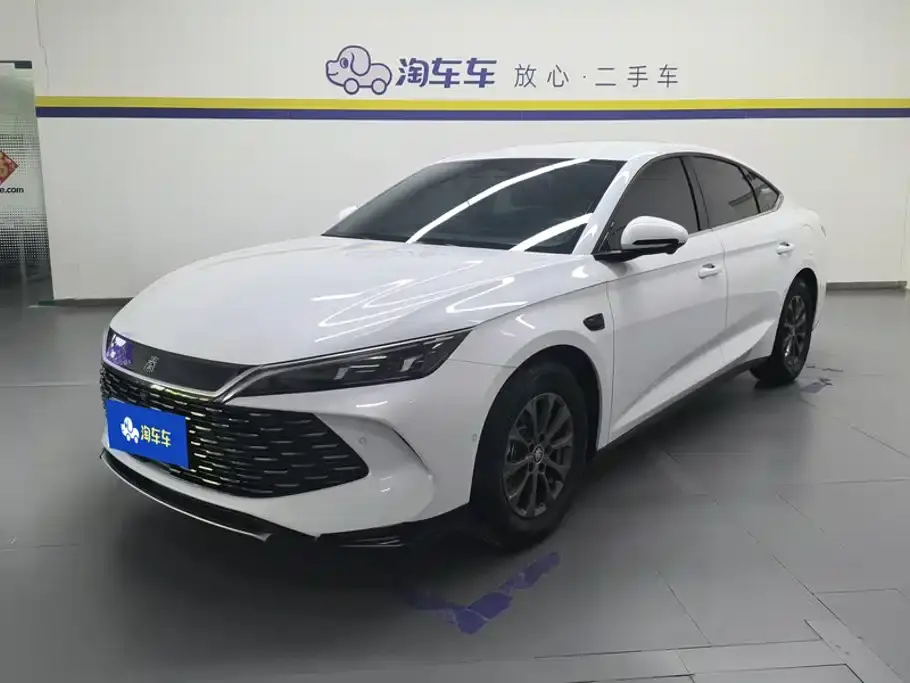 BYD Qin L DM-i Smart Drive Edition 80KM Leading 2025