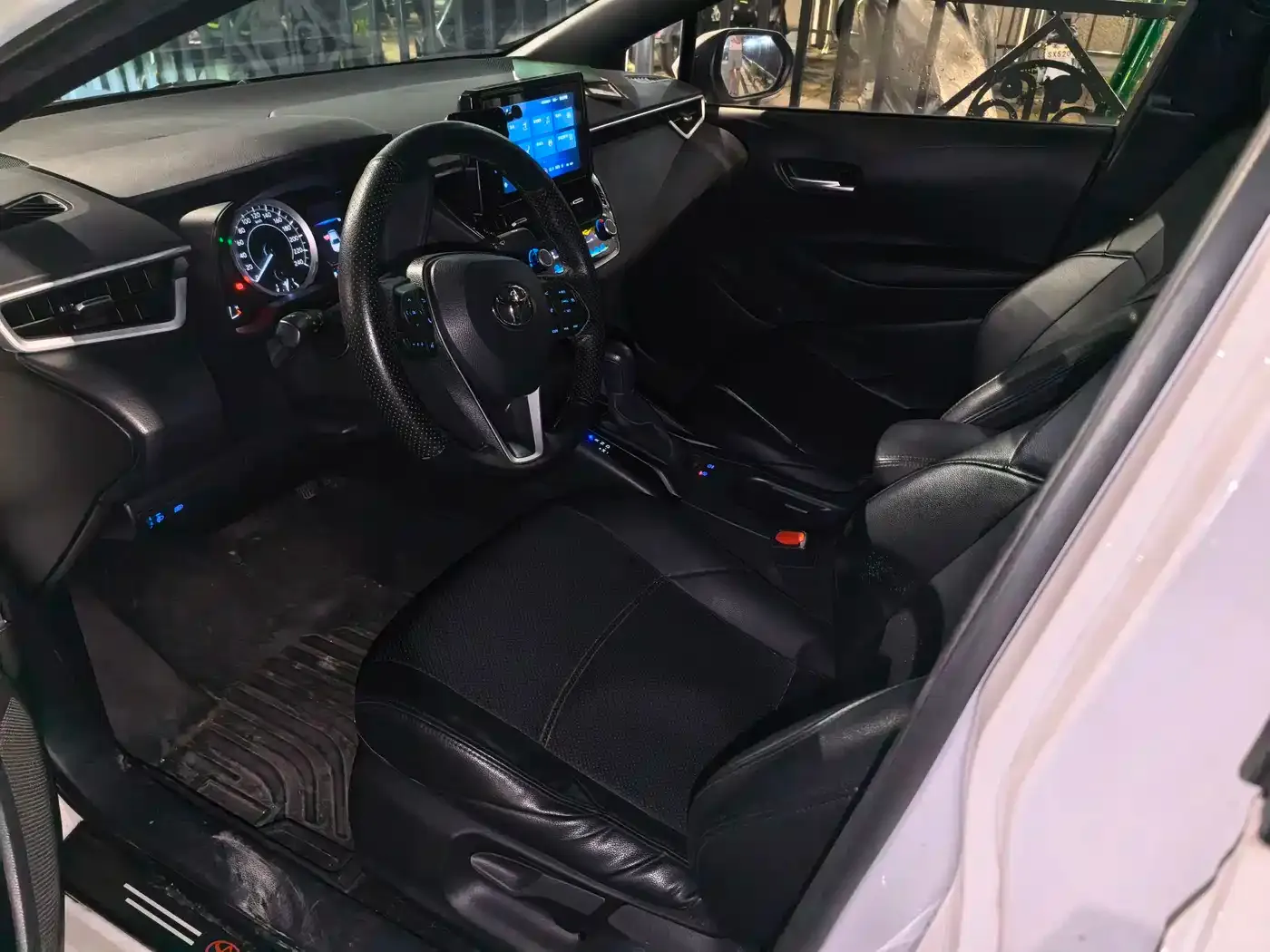 Toyota Levin 185T CVT Luxury Edition 2022 — фото 4