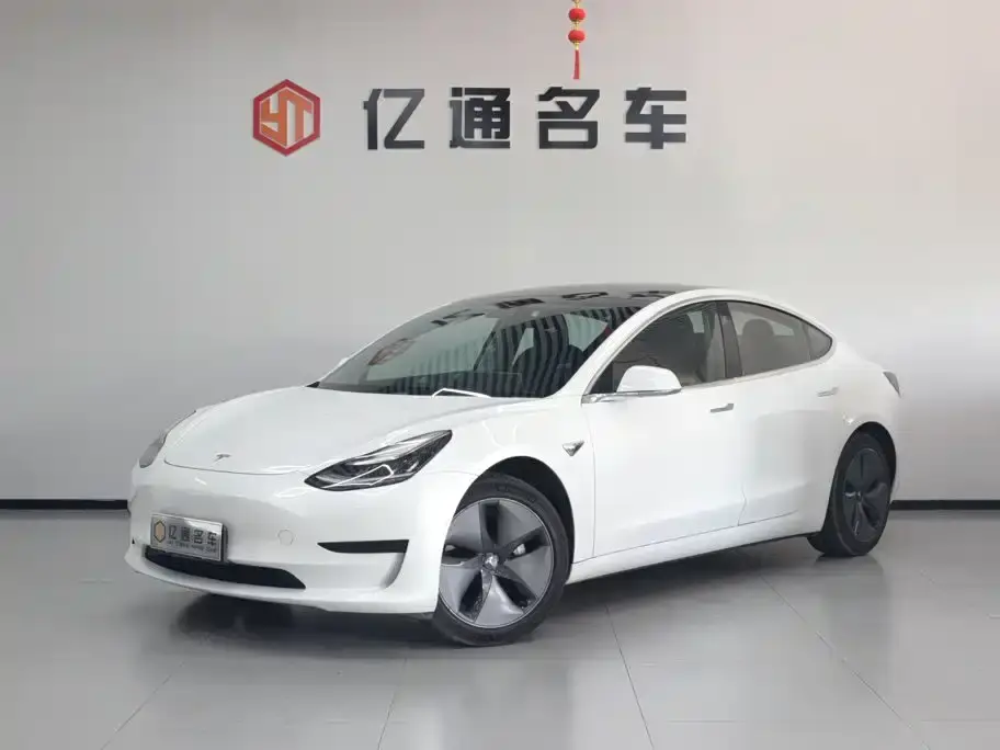Tesla Model 3 Standard Range Rear-Wheel Drive Upgrade 2020