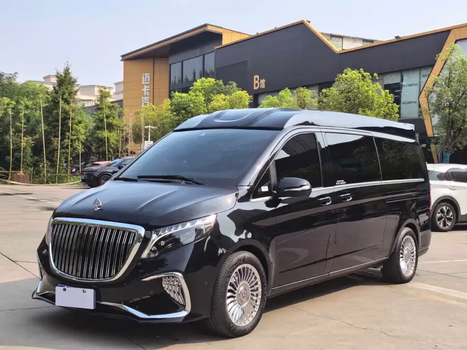 Mercedes-Benz V-Class V 260 L Long Wheelbase Luxury Edition 2024
