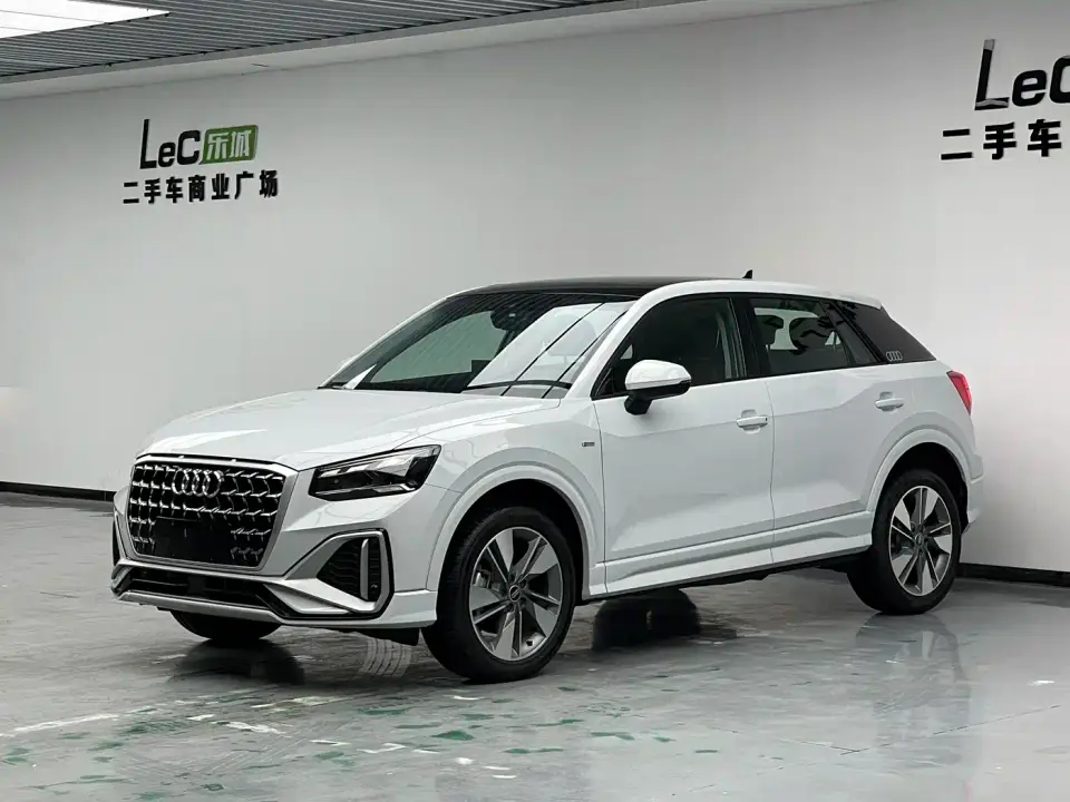 Audi Q2L 35TFSI Fashion Dynamic 2026