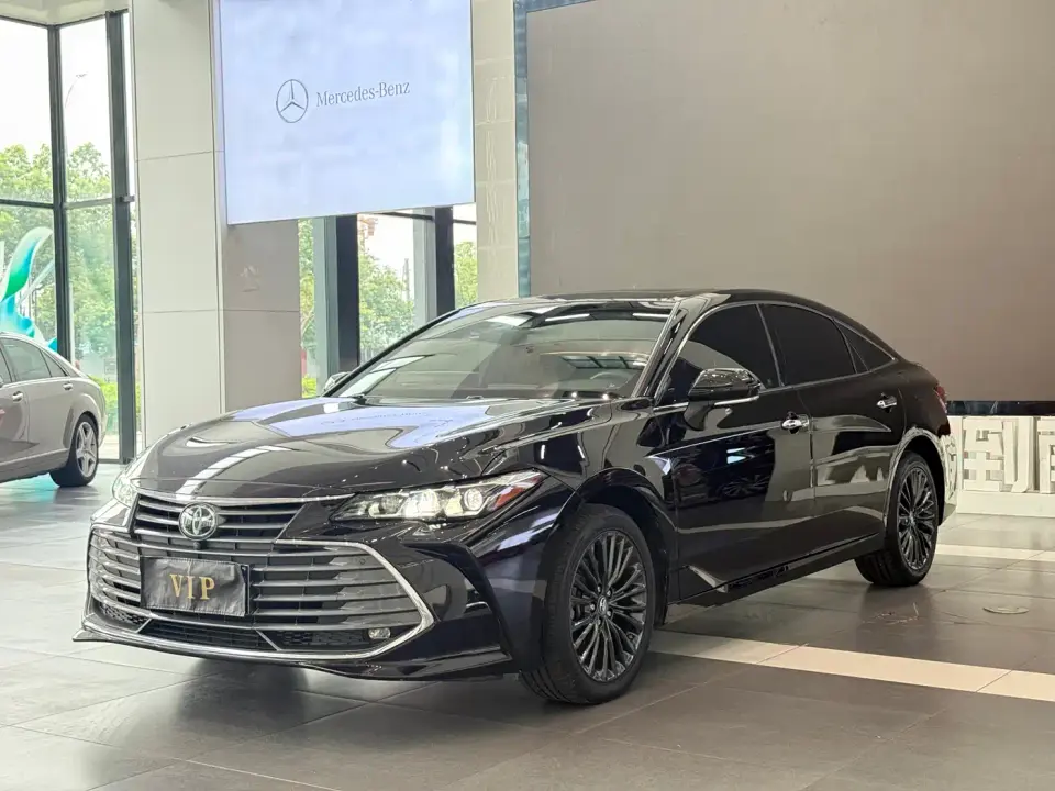 Toyota Avalon 2.0L XLE Premium Edition (China VI) 2020