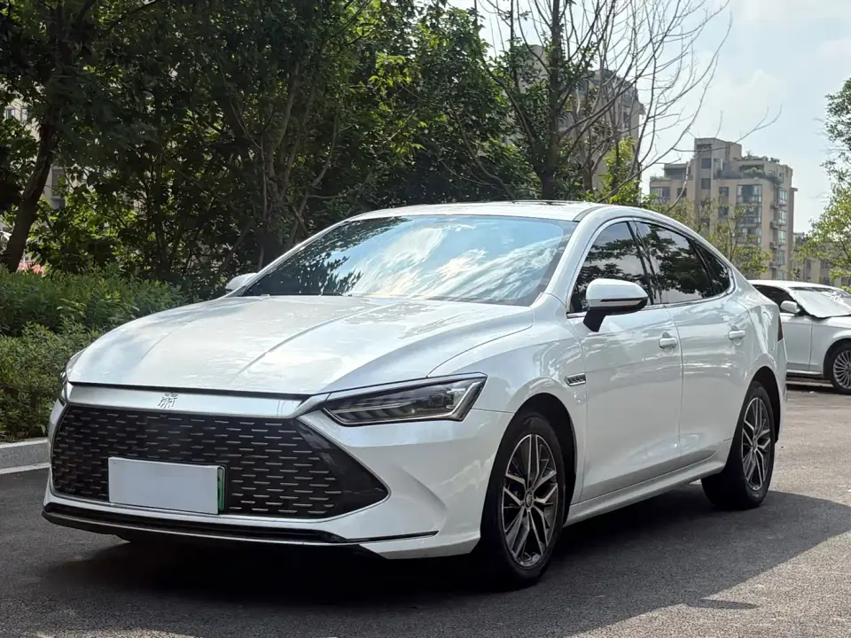 BYD Qin PLUS DM-i 55KM Premium 2022