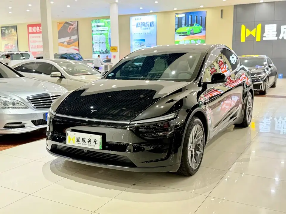 Tesla Model Y L Facelift Long Range AWD 2026