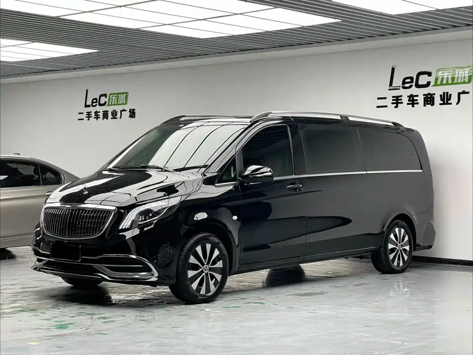 Mercedes-Benz Vito 2.0T Elite 7-Seater 2024