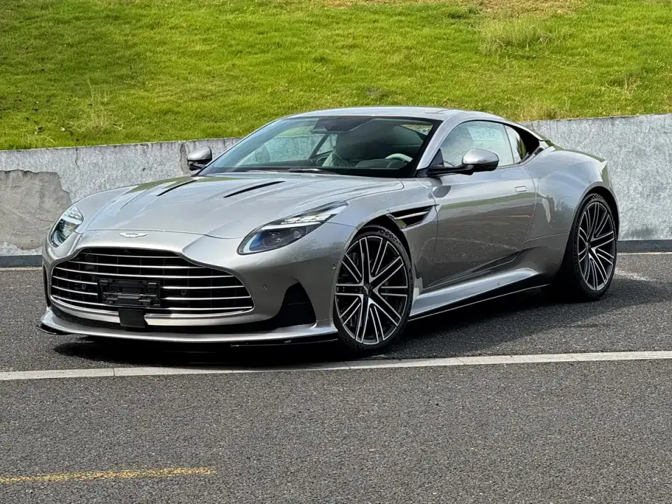 Aston Martin DB12 4.0T V8 Coupe 2024