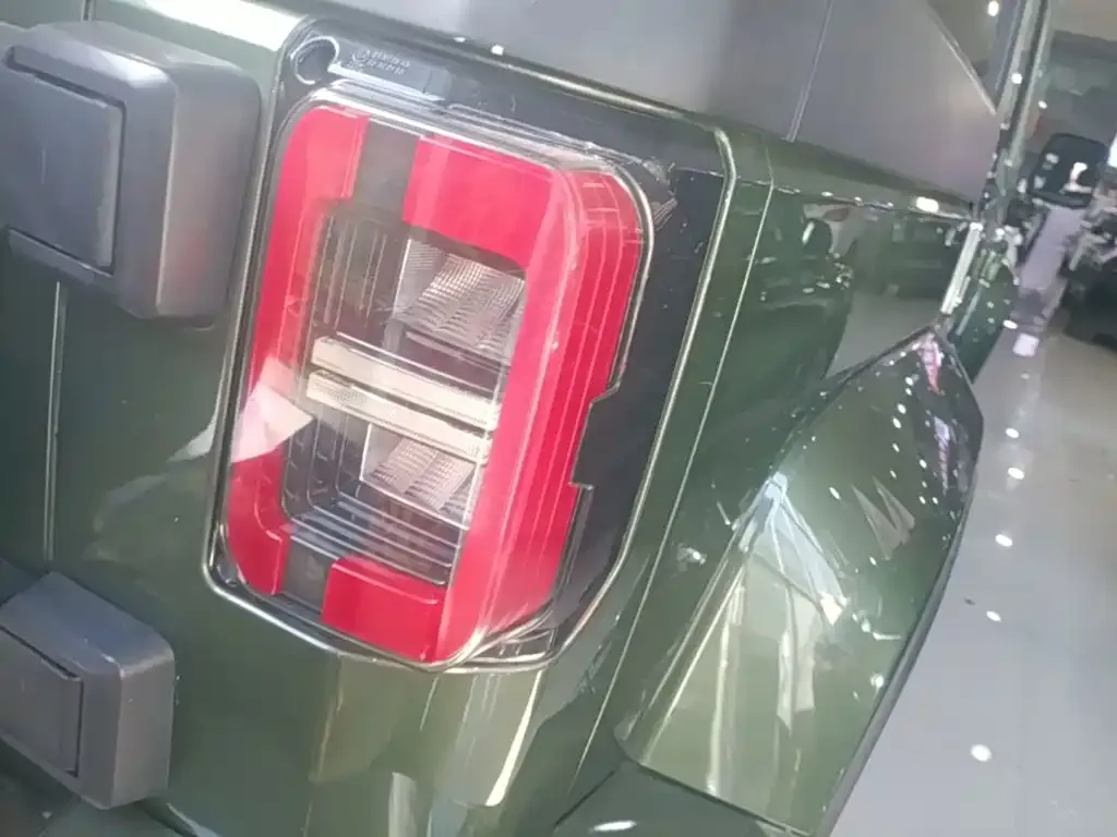 BAIC ORV Beijing Offroad BJ40 PLUS 2.3T Auto 4WD Premium Edition China V 2019 — фото 8