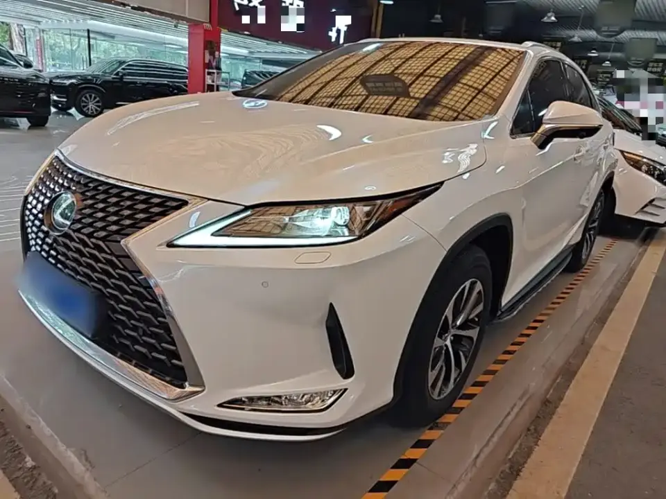 Lexus RX Facelift 300 2WD Elite Edition 2022