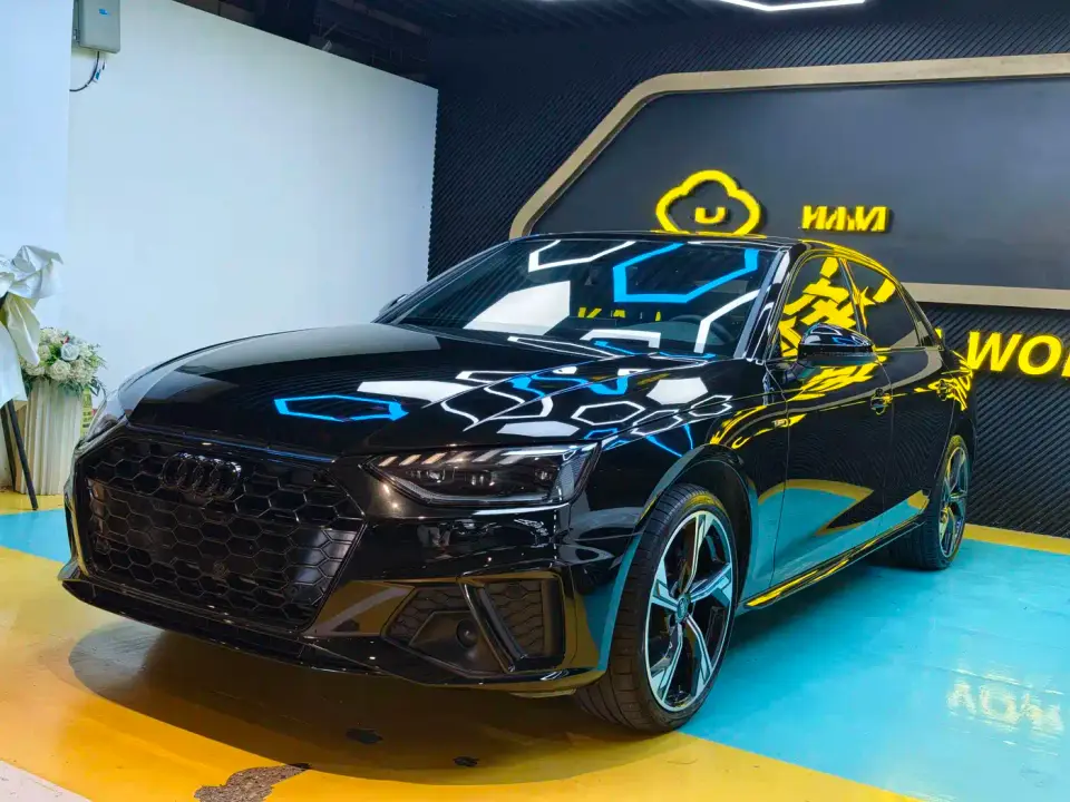 Audi A4L 40 TFSI Luxury Dynamic 2024
