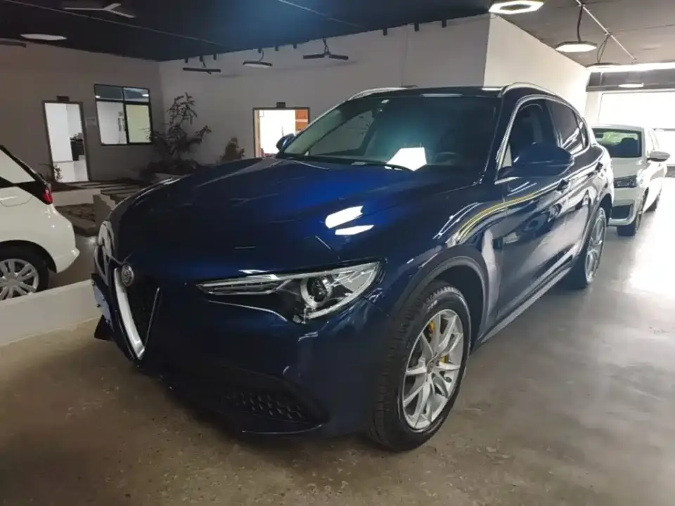 Alfa Romeo Stelvio 2.0T 280HP Luxury 2020