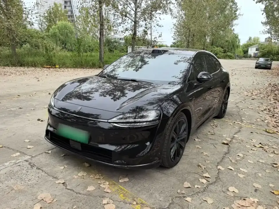 Zhijie Luxeed R7 All-electric UItra 2025