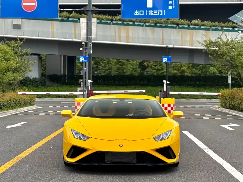 Lamborghini Huracán Huracán EVO RWD 2021