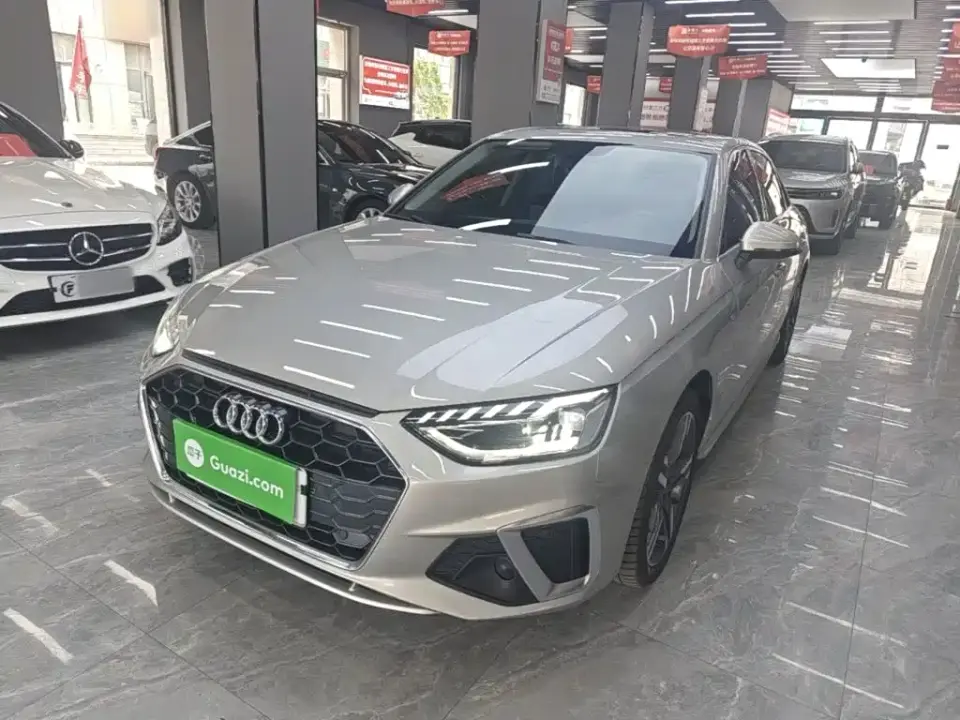 Audi A4L 40 TFSI Luxury Dynamic 2021