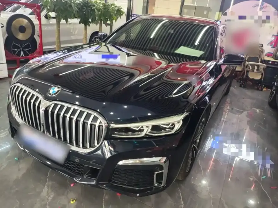 BMW 7 Series Model 730Li M Sport Package 2021