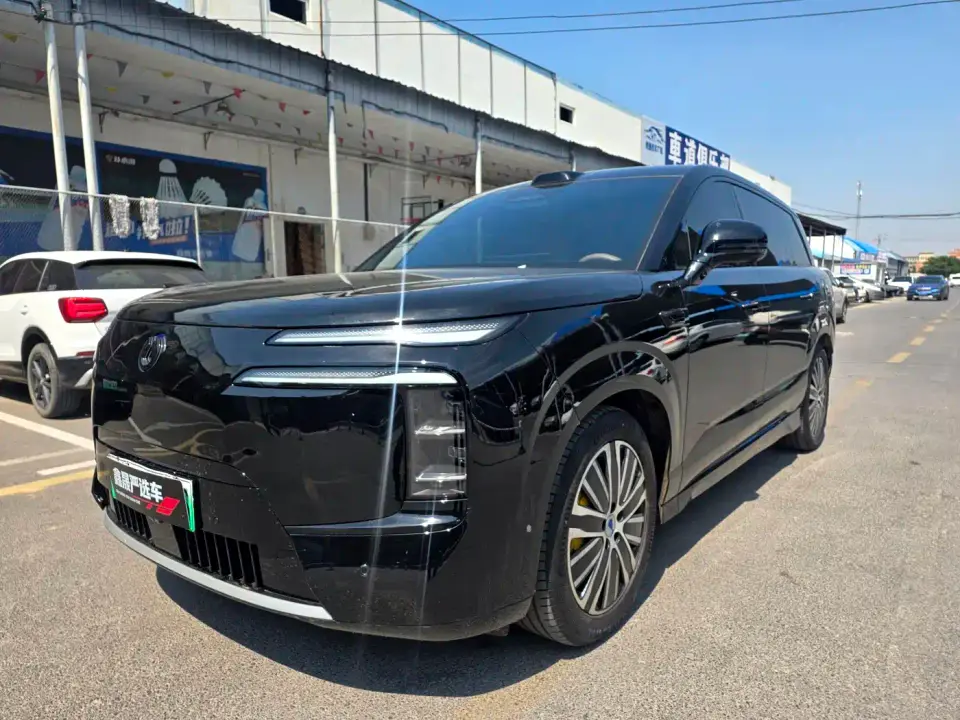 Denza N8L Model Prestige Edition 2026