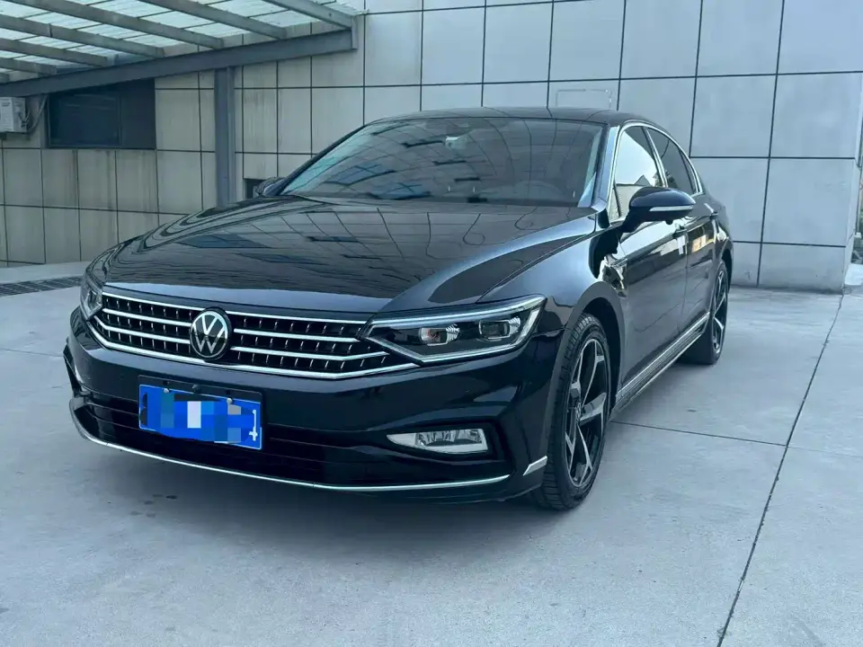 Volkswagen Magotan Model 2 Million Commemorative Edition 330TSI DSG Luxury 2024