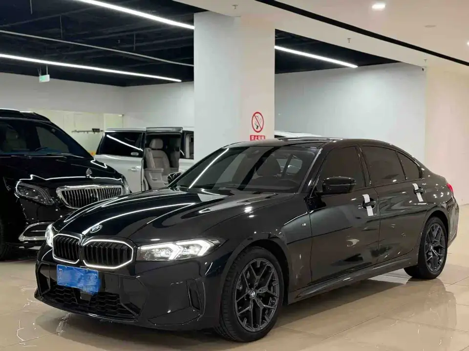 BMW 3 Series 330Li M Sport Night Edition 2025