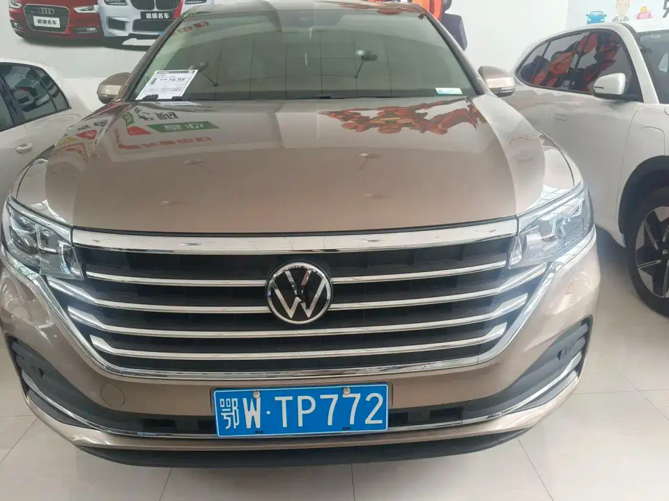 Volkswagen Viloran 380TSI Prestige Edition 2023