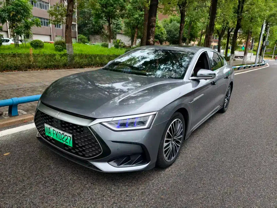 BYD Han DM-i 121KM Prestige 2023