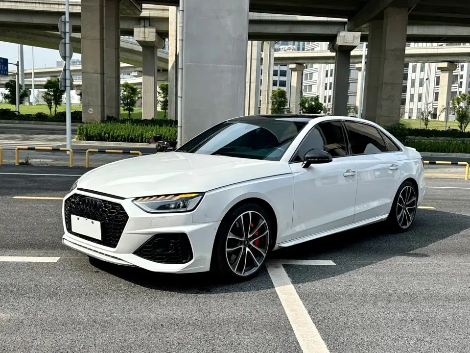 Audi A4L 45 TFSI quattro Premium Elegance 2021
