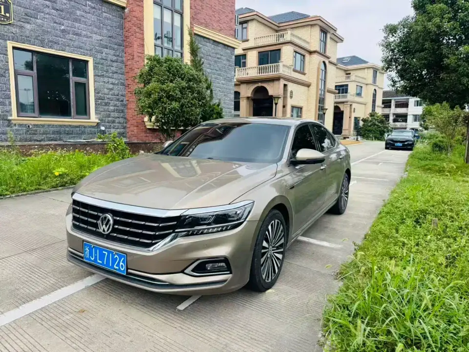 Volkswagen Passat 330TSI Premium Edition China V 2019
