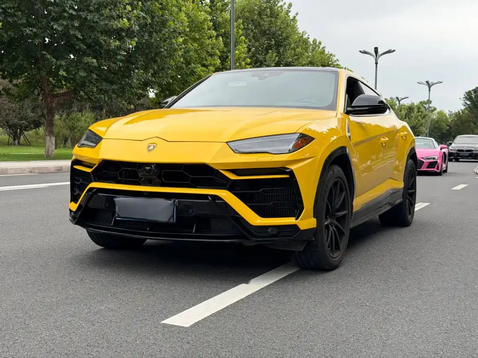 Lamborghini Urus 4.0T V8 2020