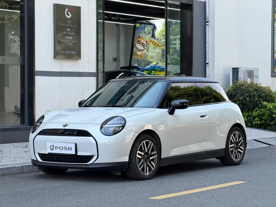 Mini Electric MINI COOPER Model 456km COOPER E Classic 2025