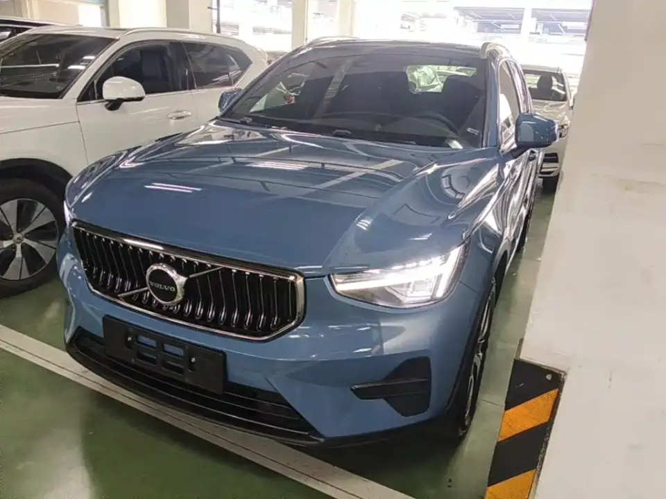 Volvo XC40 B3 Smart Elite Luxury Edition 2024