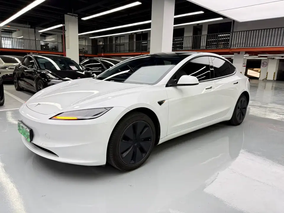 Tesla Model 3 Rear-Wheel Drive 2024