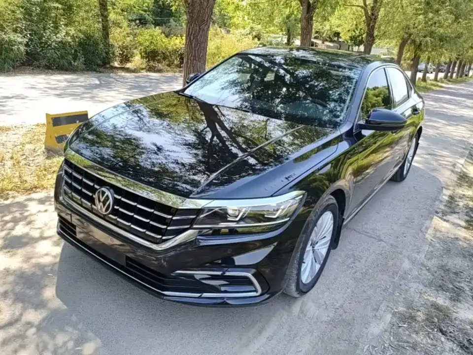 Volkswagen Passat Facelift 330TSI Elite China VI 2021