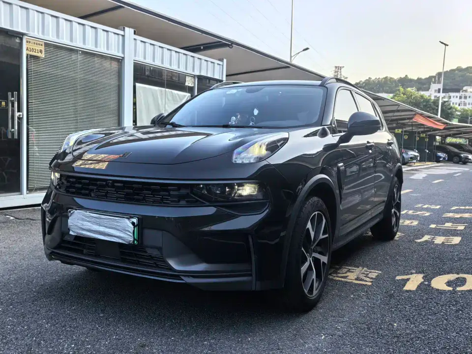 Lynk & Co 01 EM-P 1.5TD PHEV Plus 2022
