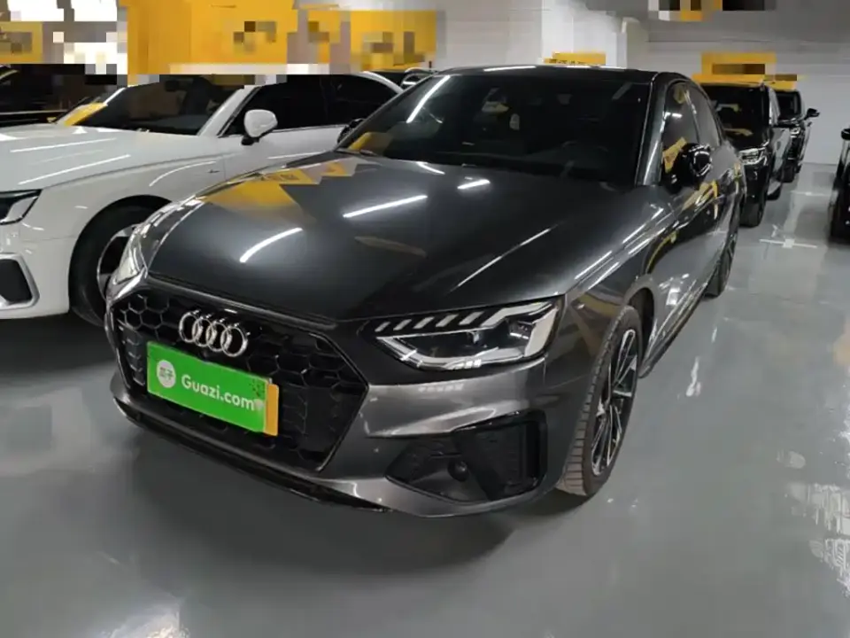 Audi A4L 40 TFSI Luxury Sport 2023